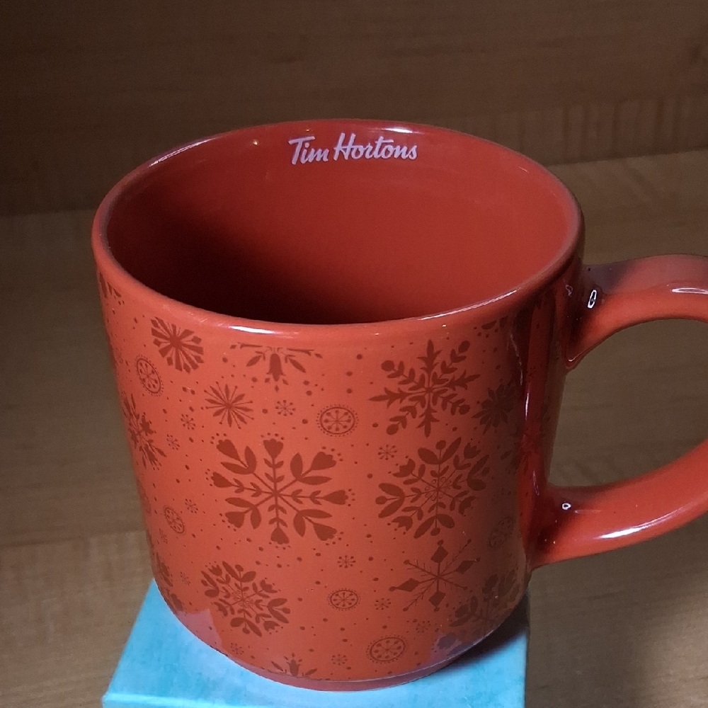 Tim Hortons Holiday Christmas Snowflakes 2021 Red Ceramic Coffee Cup Mug
